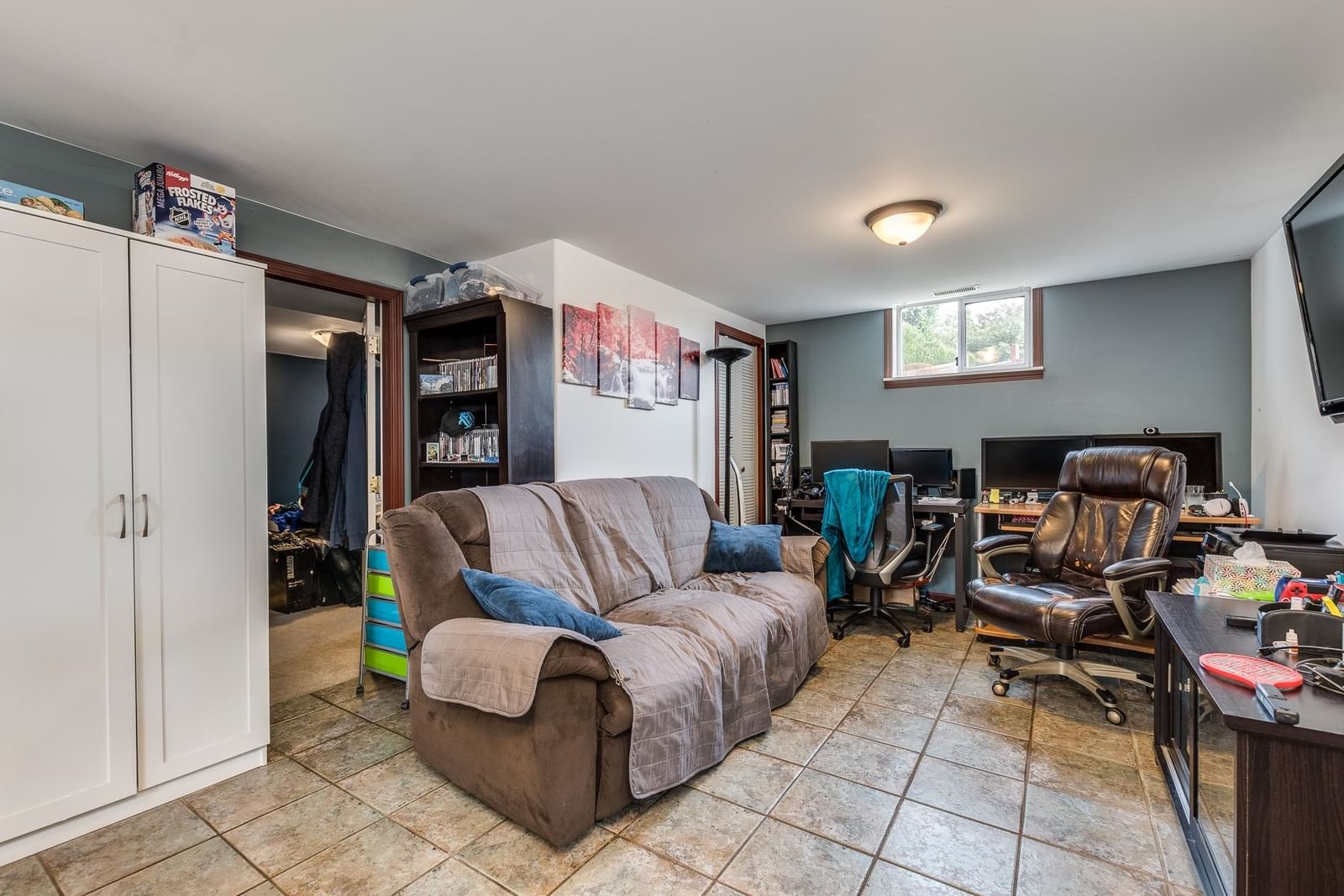 Listing Image 16