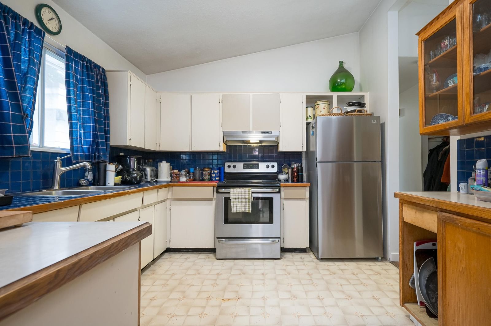 Listing Image 9