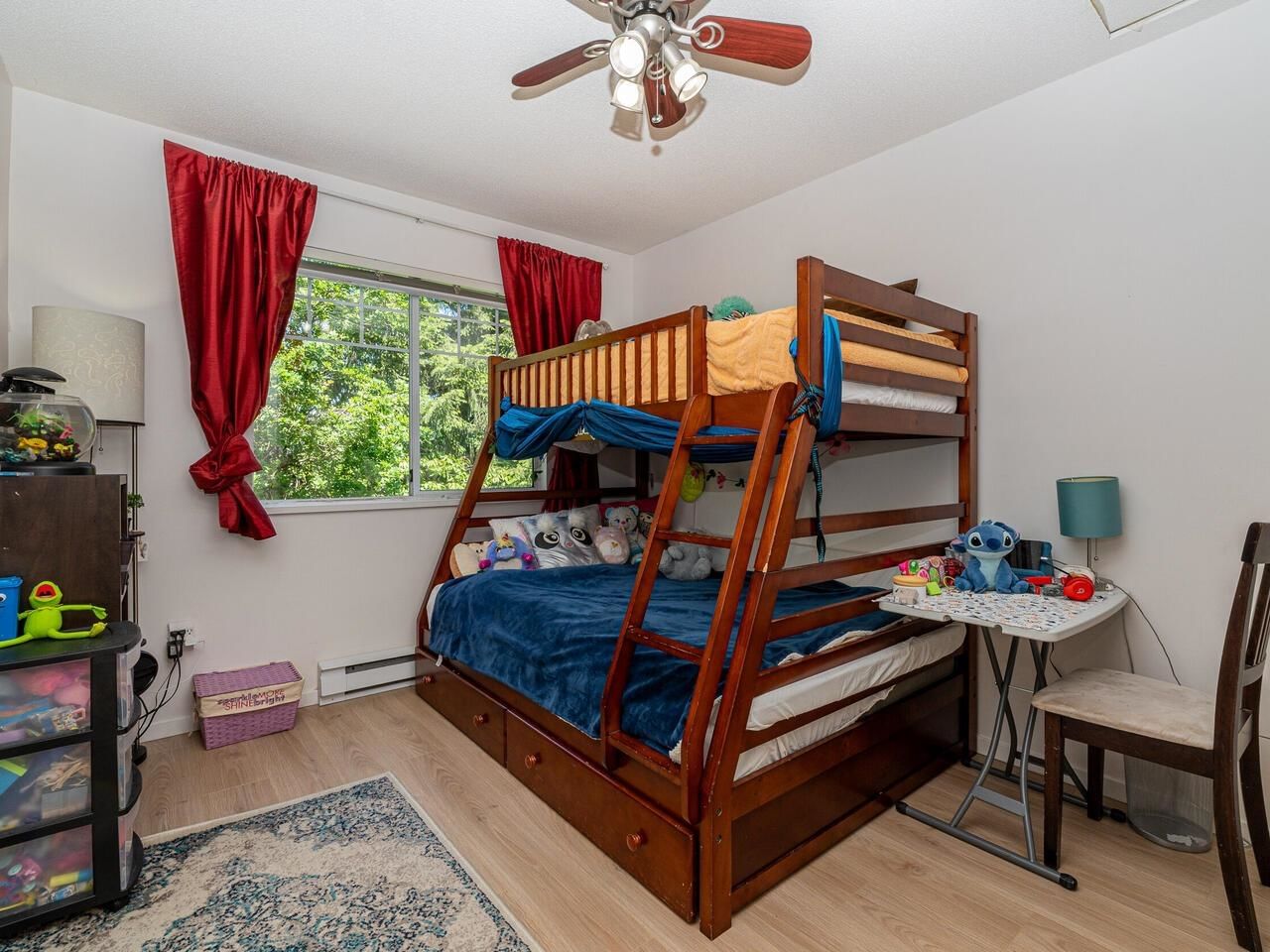 Listing Image 14