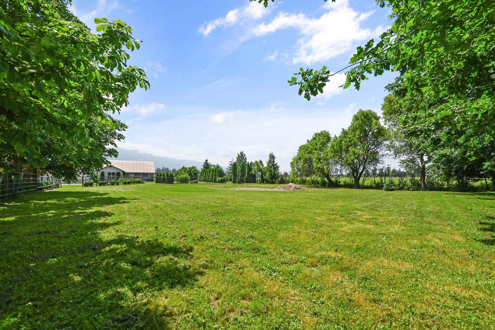 Listing Image 33