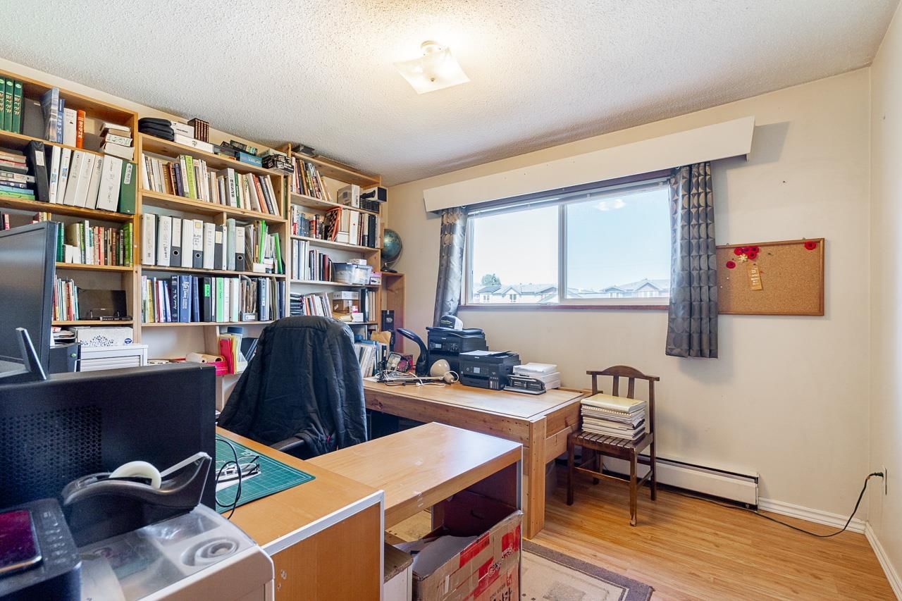 Listing Image 18