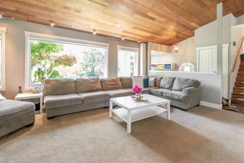 12891 Southridge Drive, Surrey, V3X 3C7 | Image 2