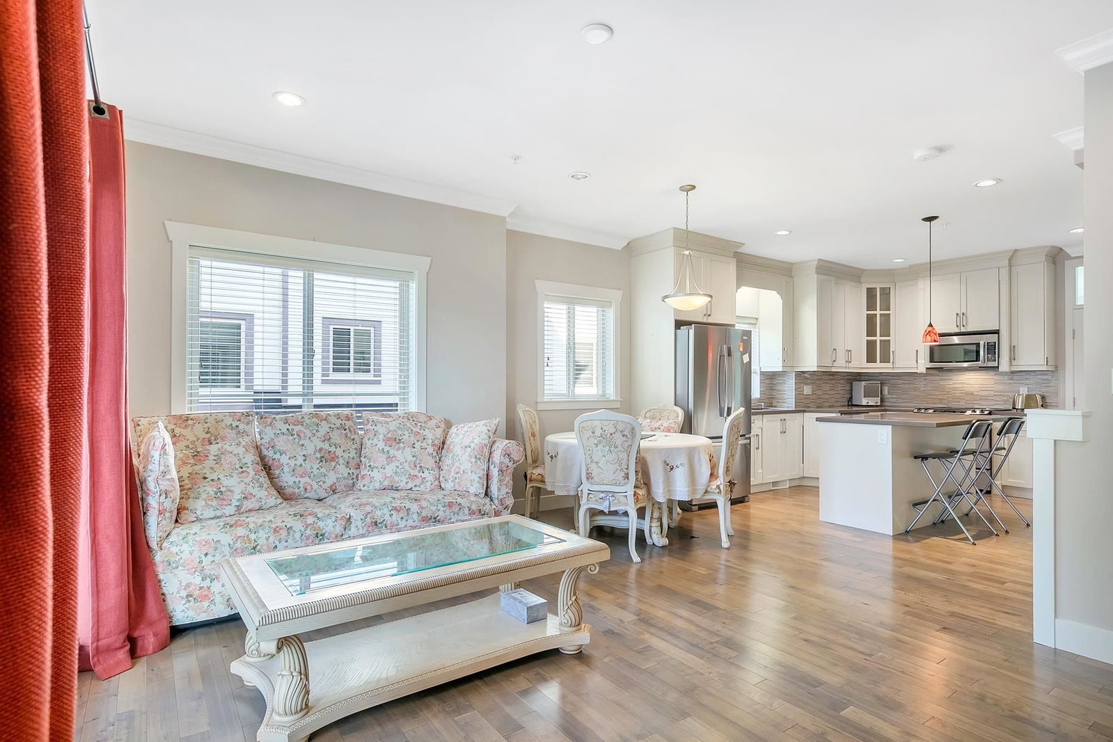 Listing Image 15