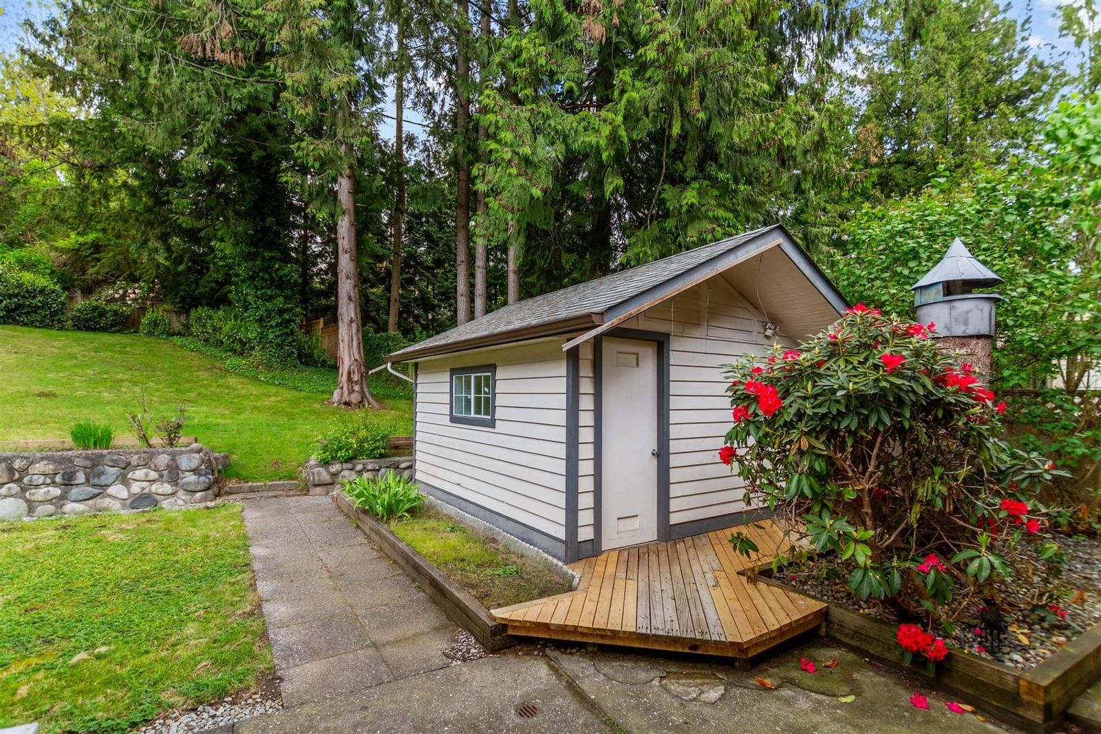 Listing Image 26