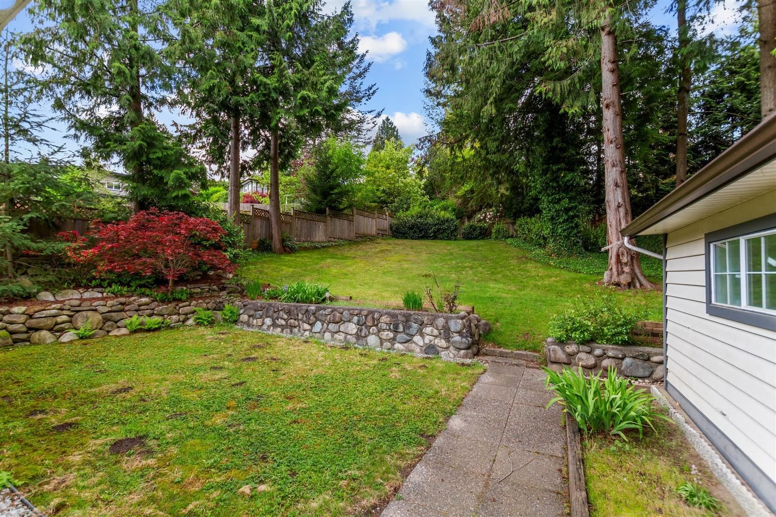 Listing Image 27