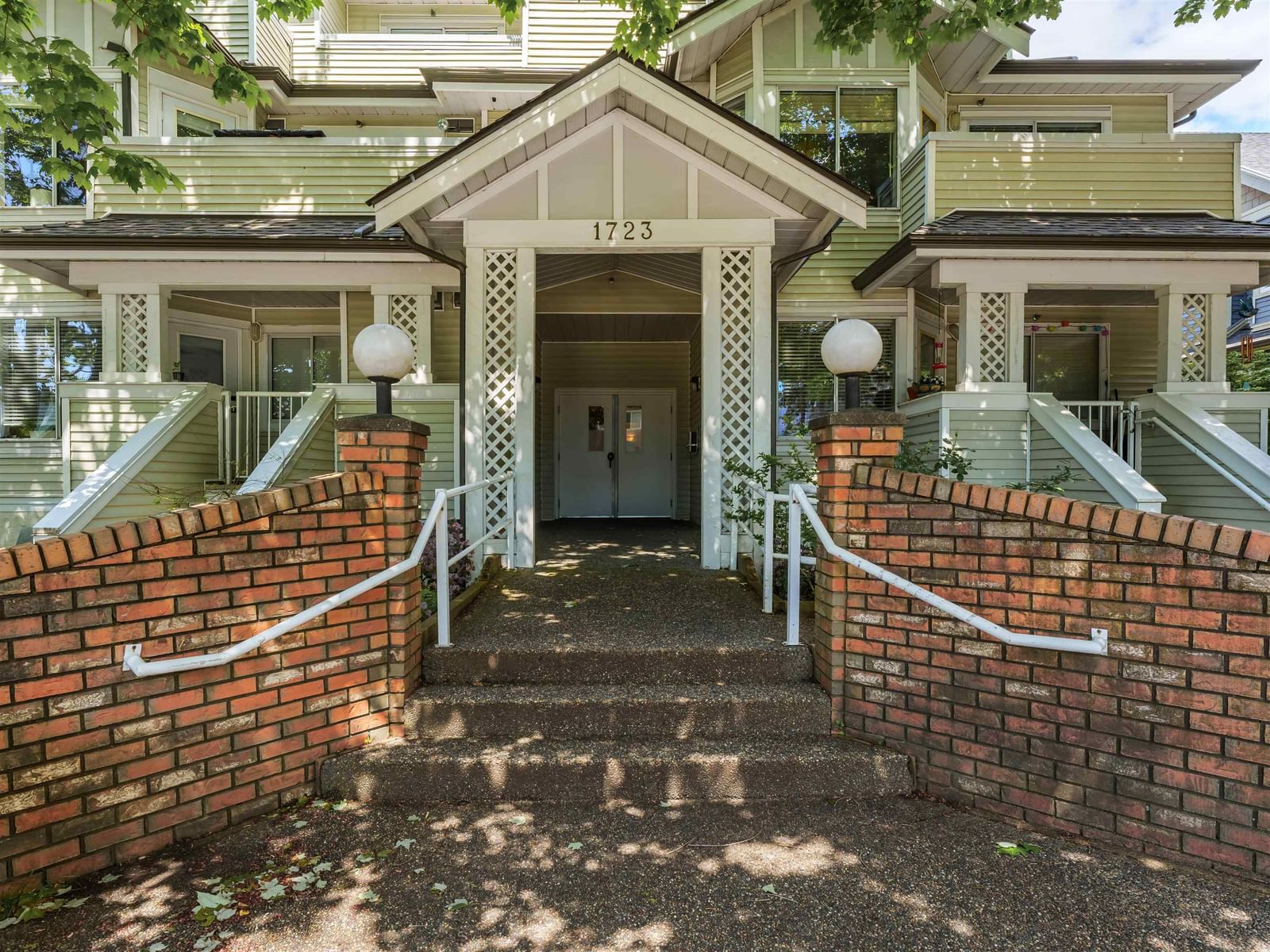 Listing Image 21