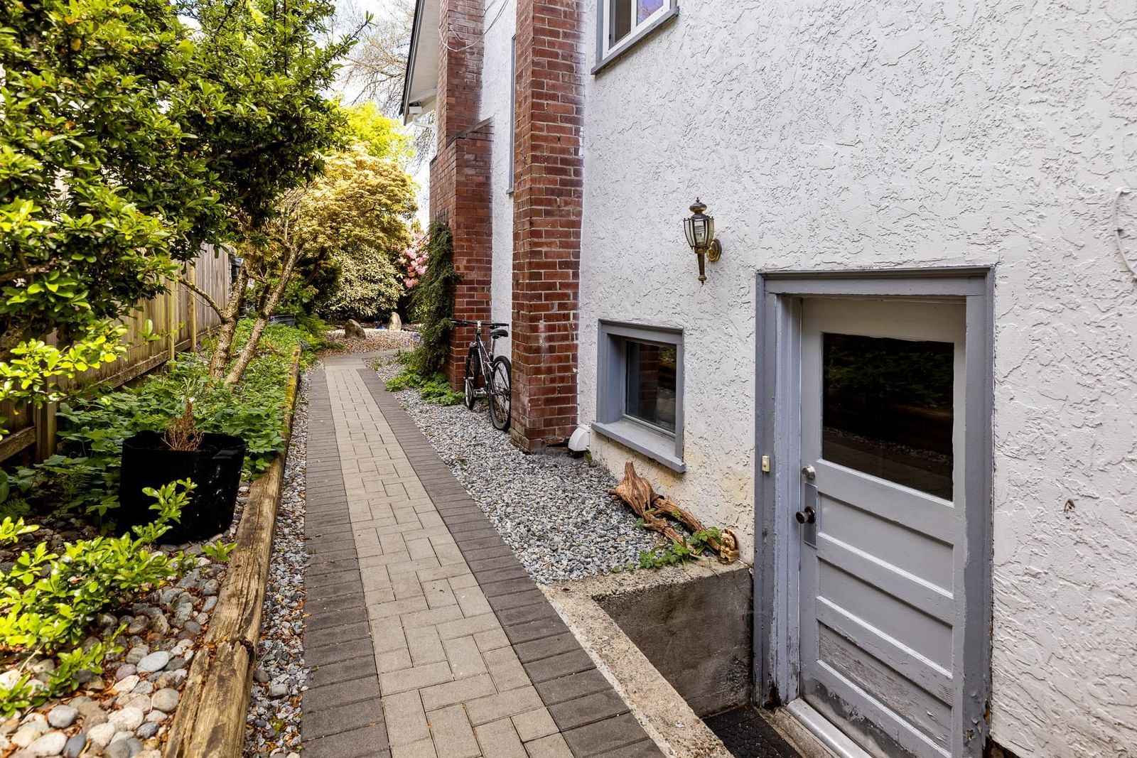Listing Image 27