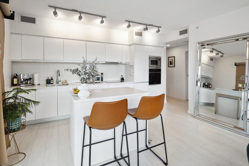 802 - 180 2nd Avenue, Vancouver, V5T 0K4 | Image 3