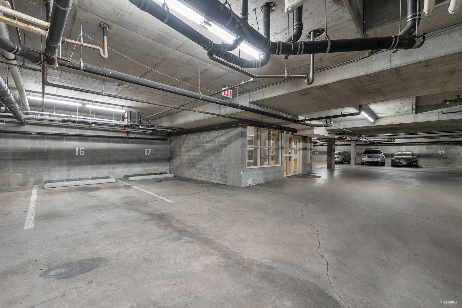 Listing Image 37