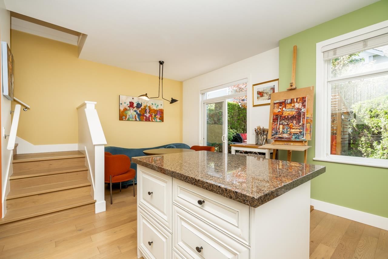 Listing Image 12