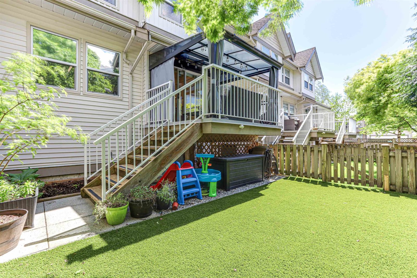 Listing Image 8