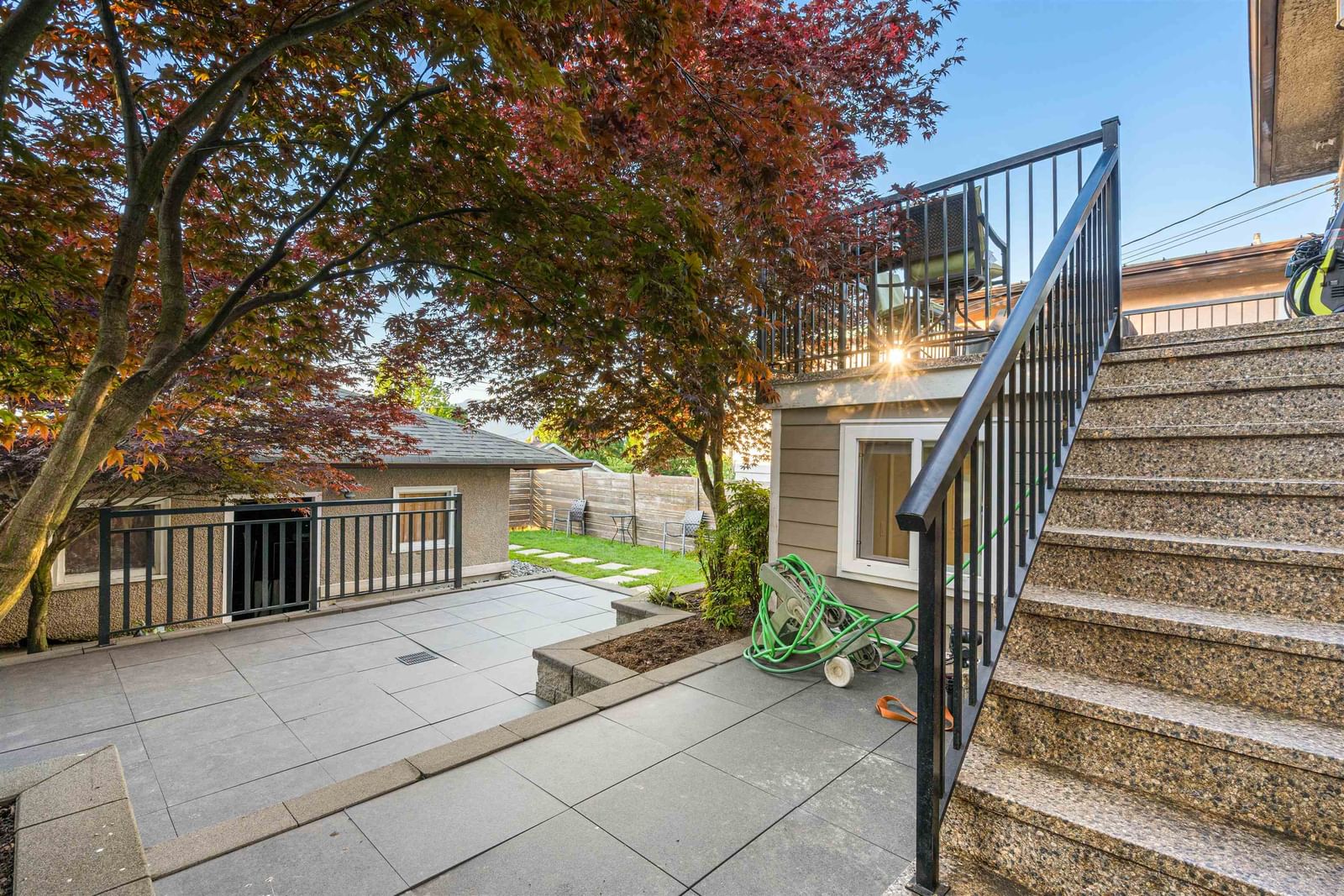 Listing Image 19