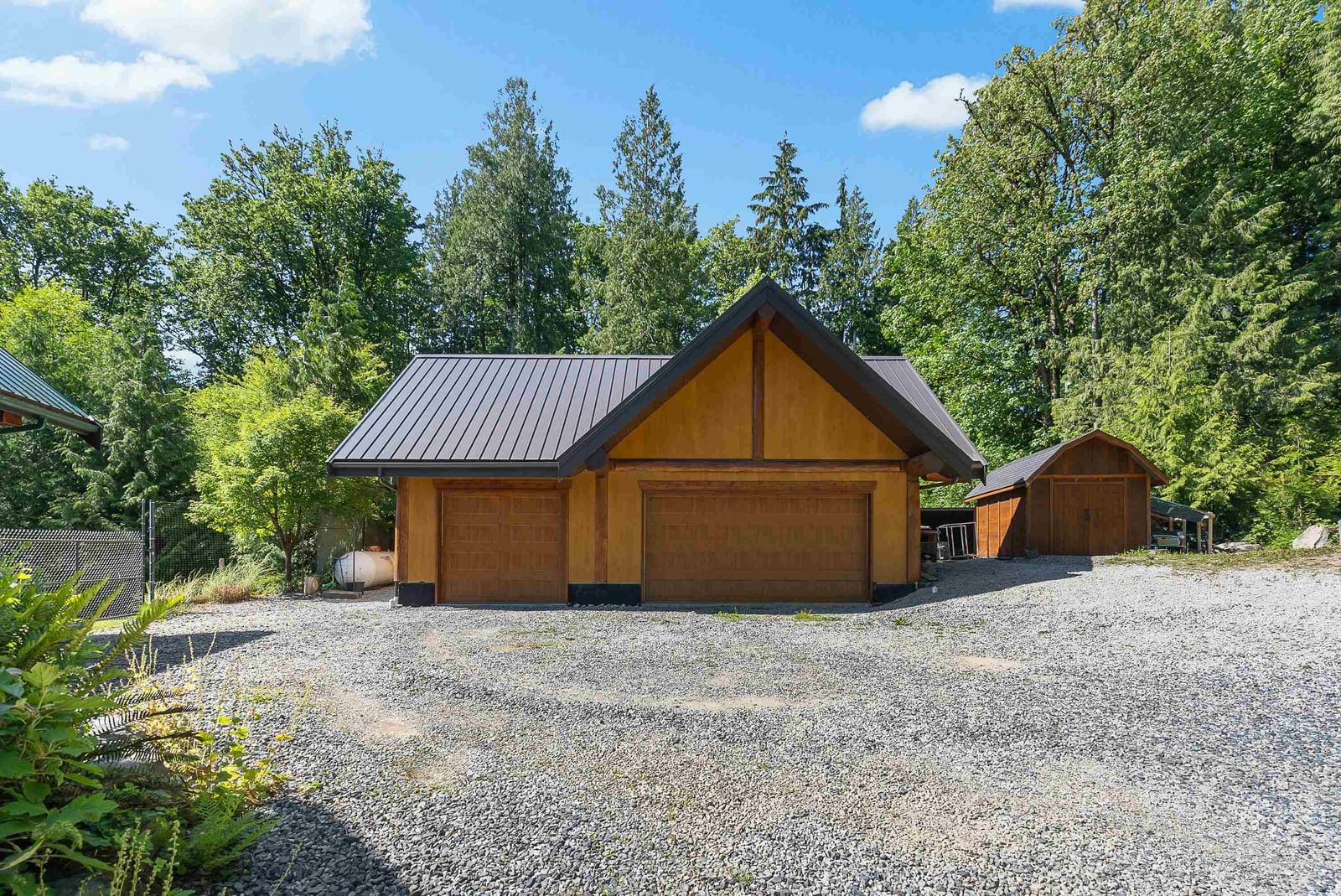 Listing Image 6