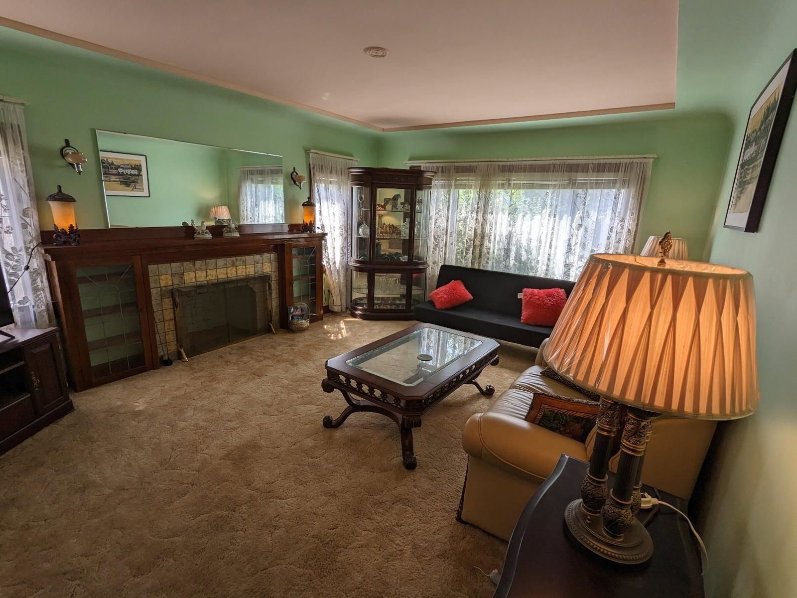Listing Image 5