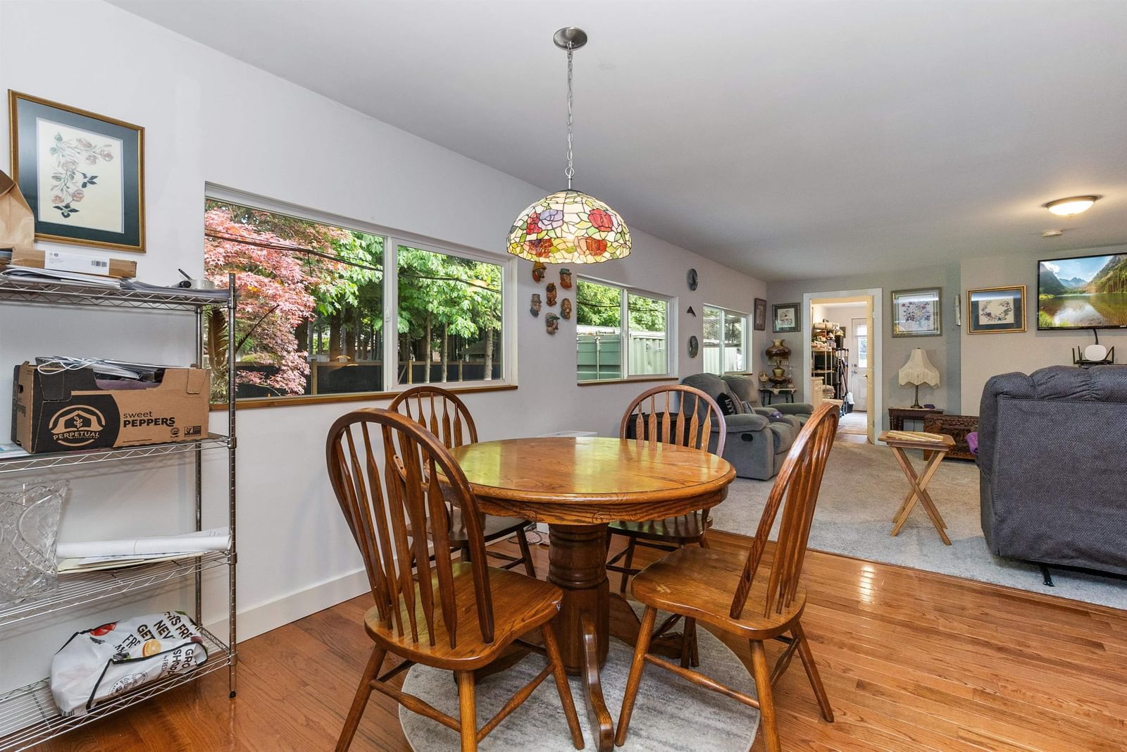 Listing Image 10