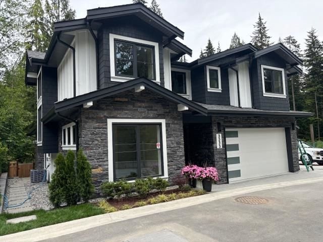 3533 Anne Macdonald Way, North Vancouver, British Columbia (MLS R2894569)