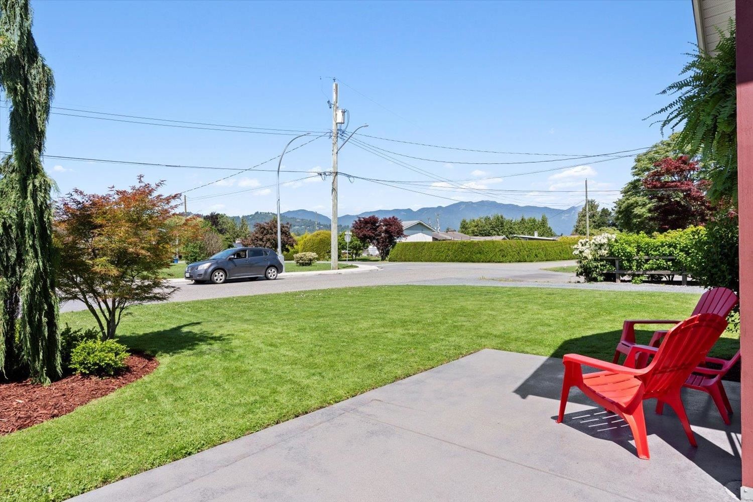 Listing photo 4