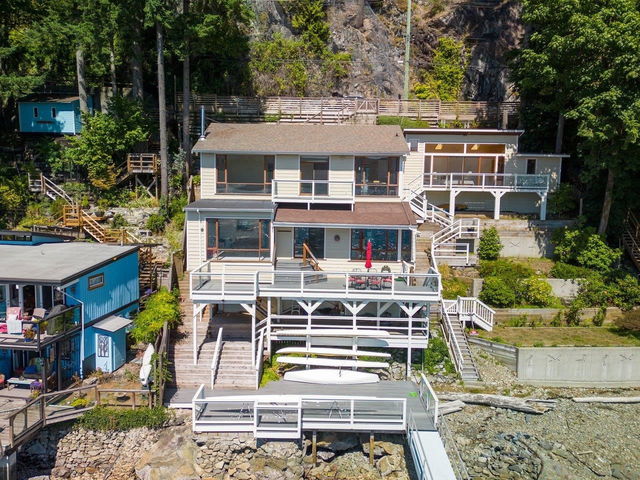 5654 Indian River Drive