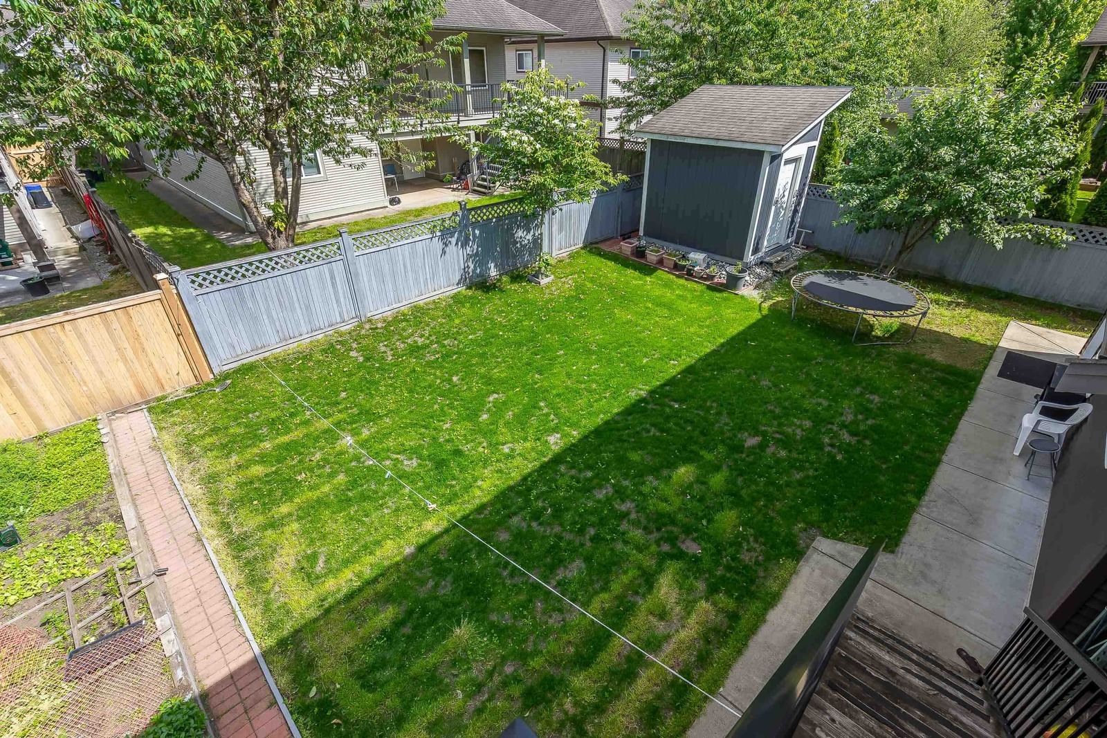Listing Image 19