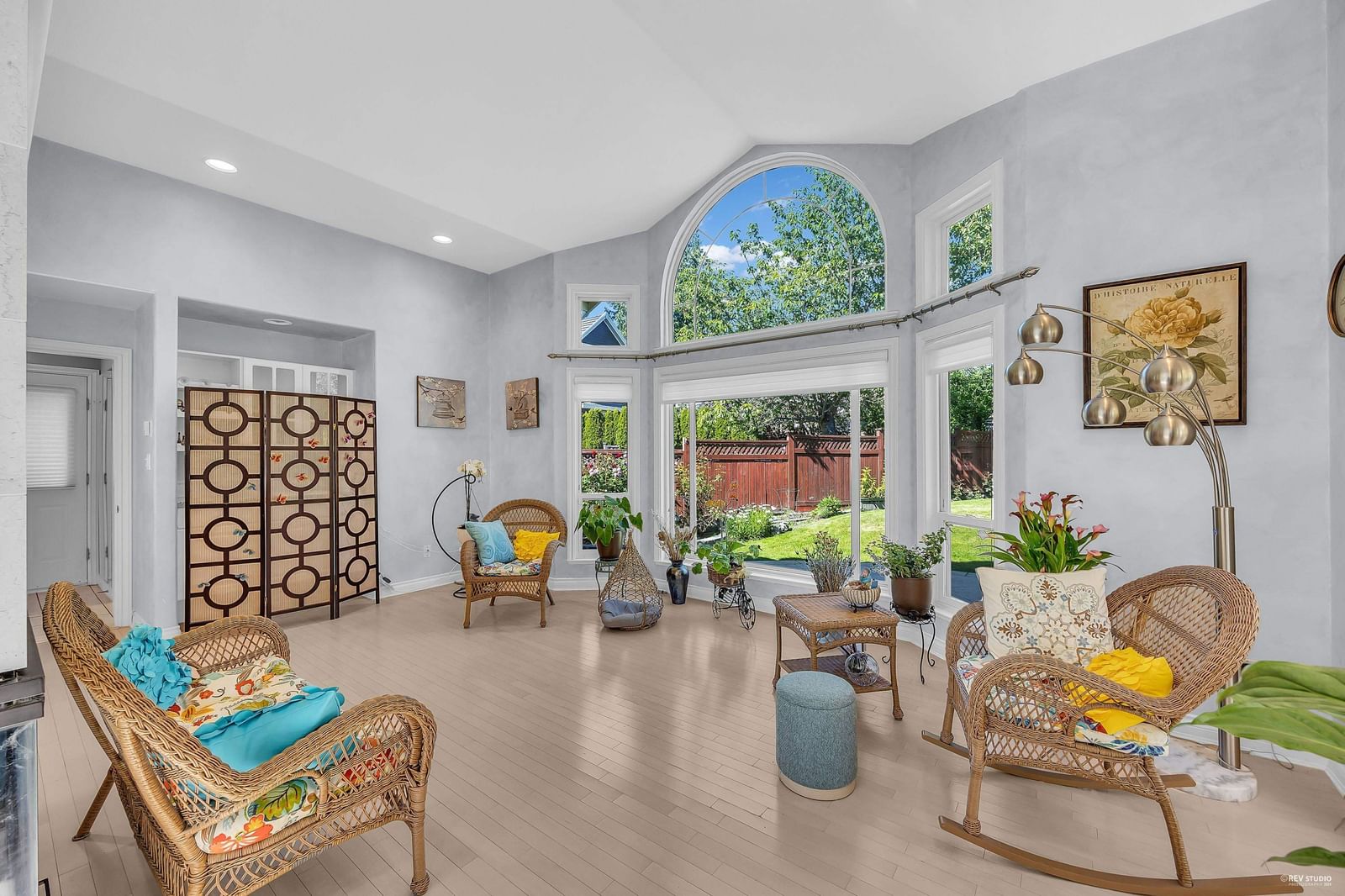 Listing Image 10