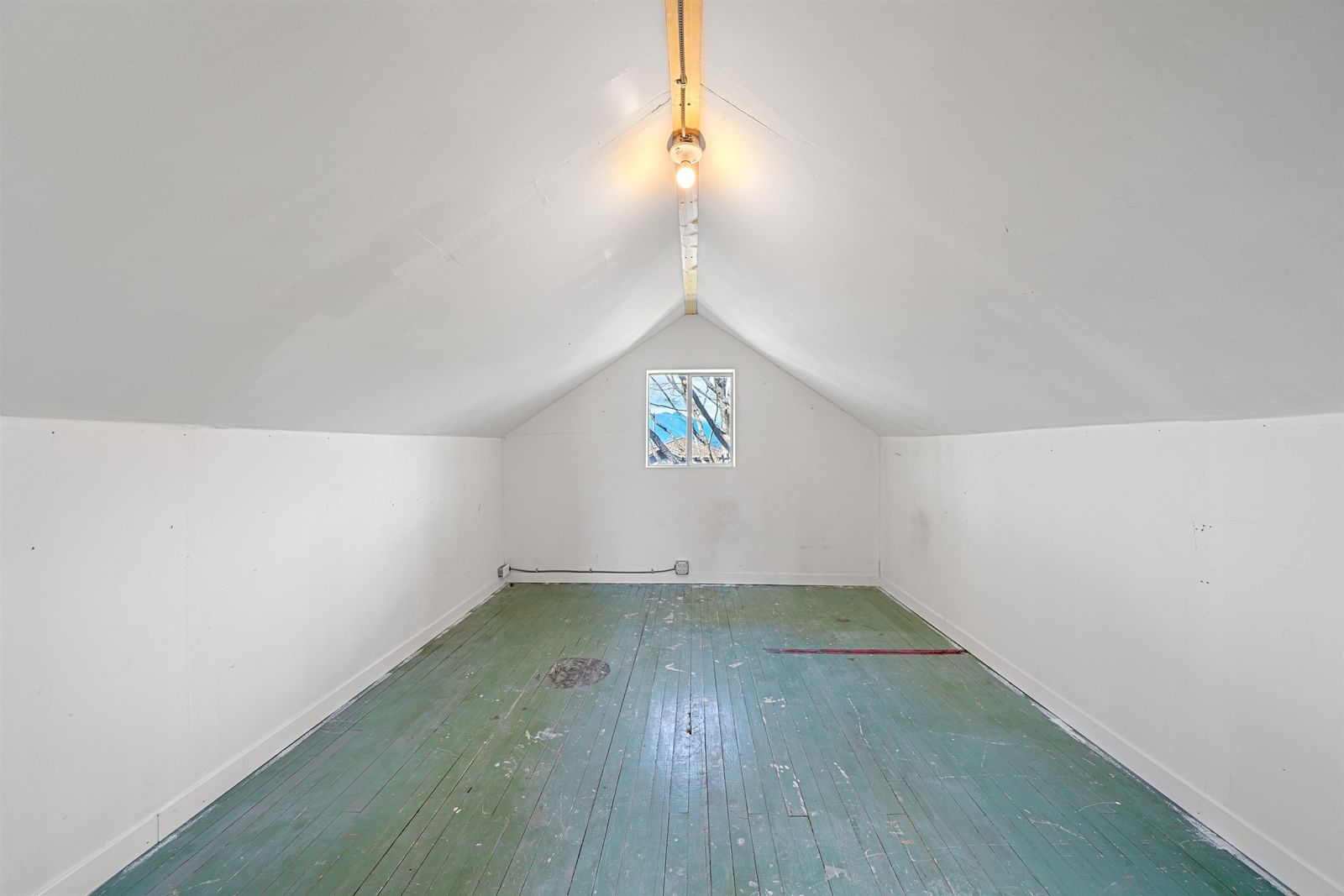 Listing Image 18