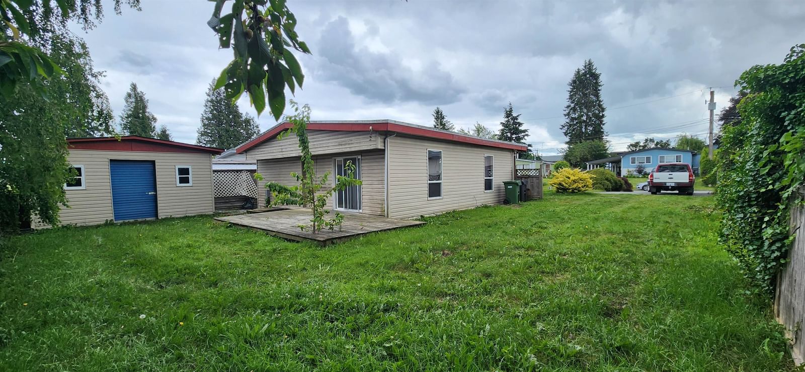 Listing Image 6