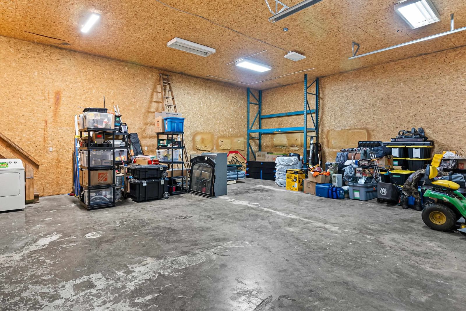 Listing Image 33
