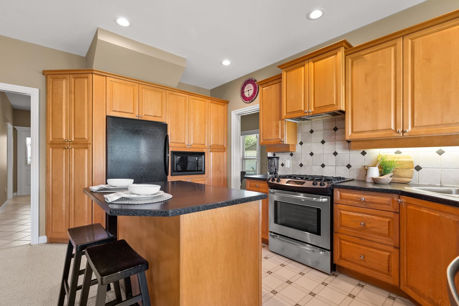 Listing Image 9