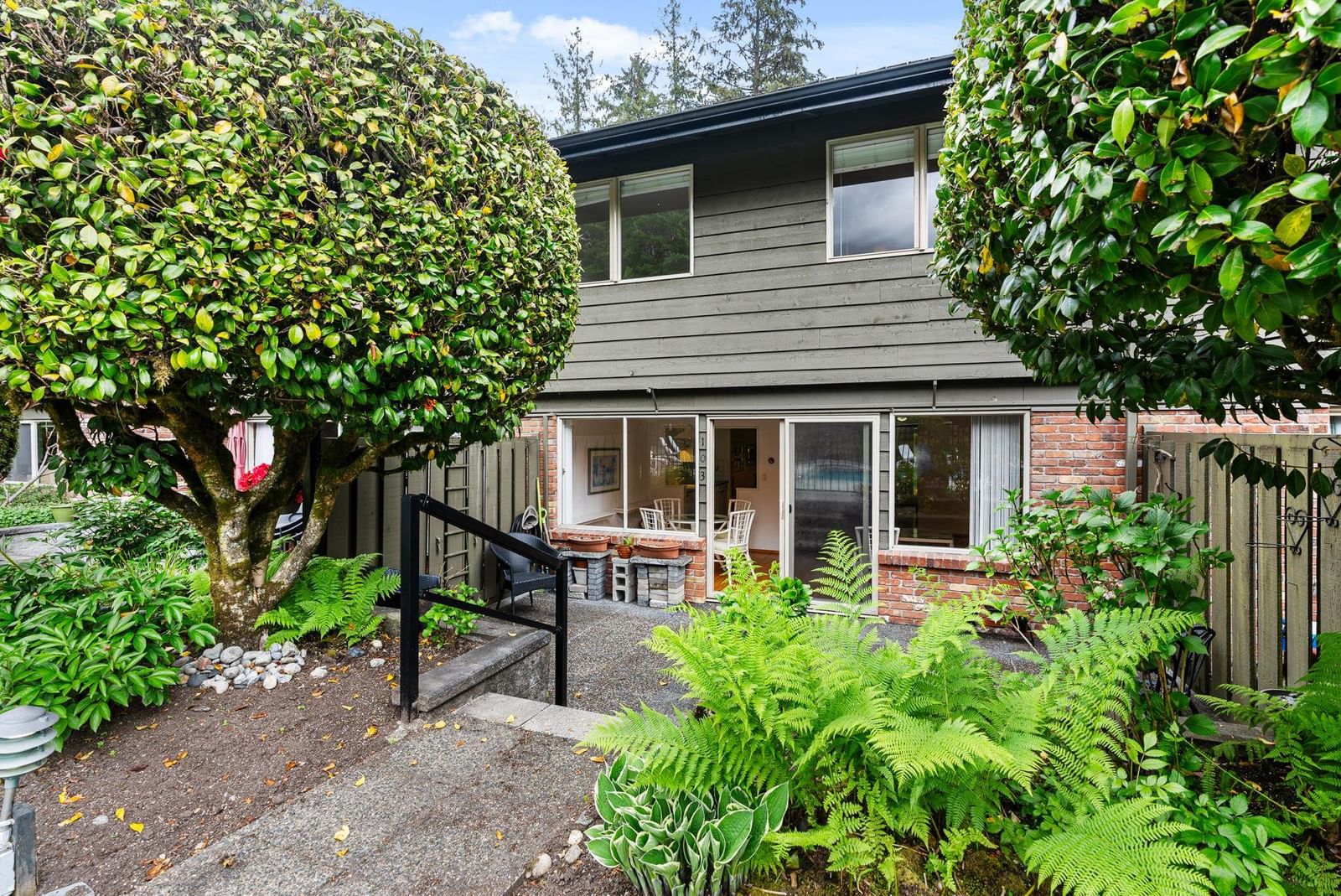 Listing Image 20