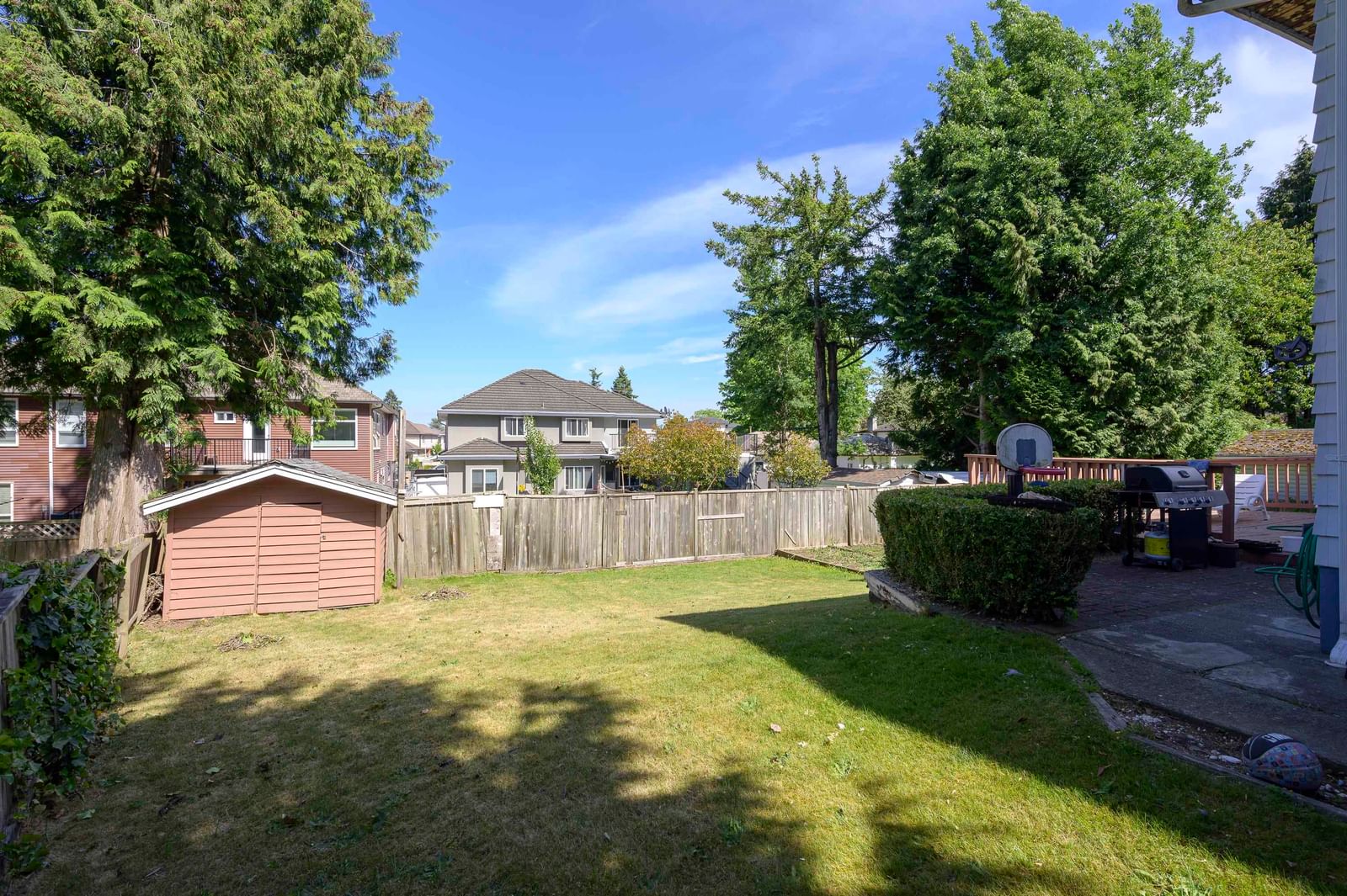 Listing Image 19