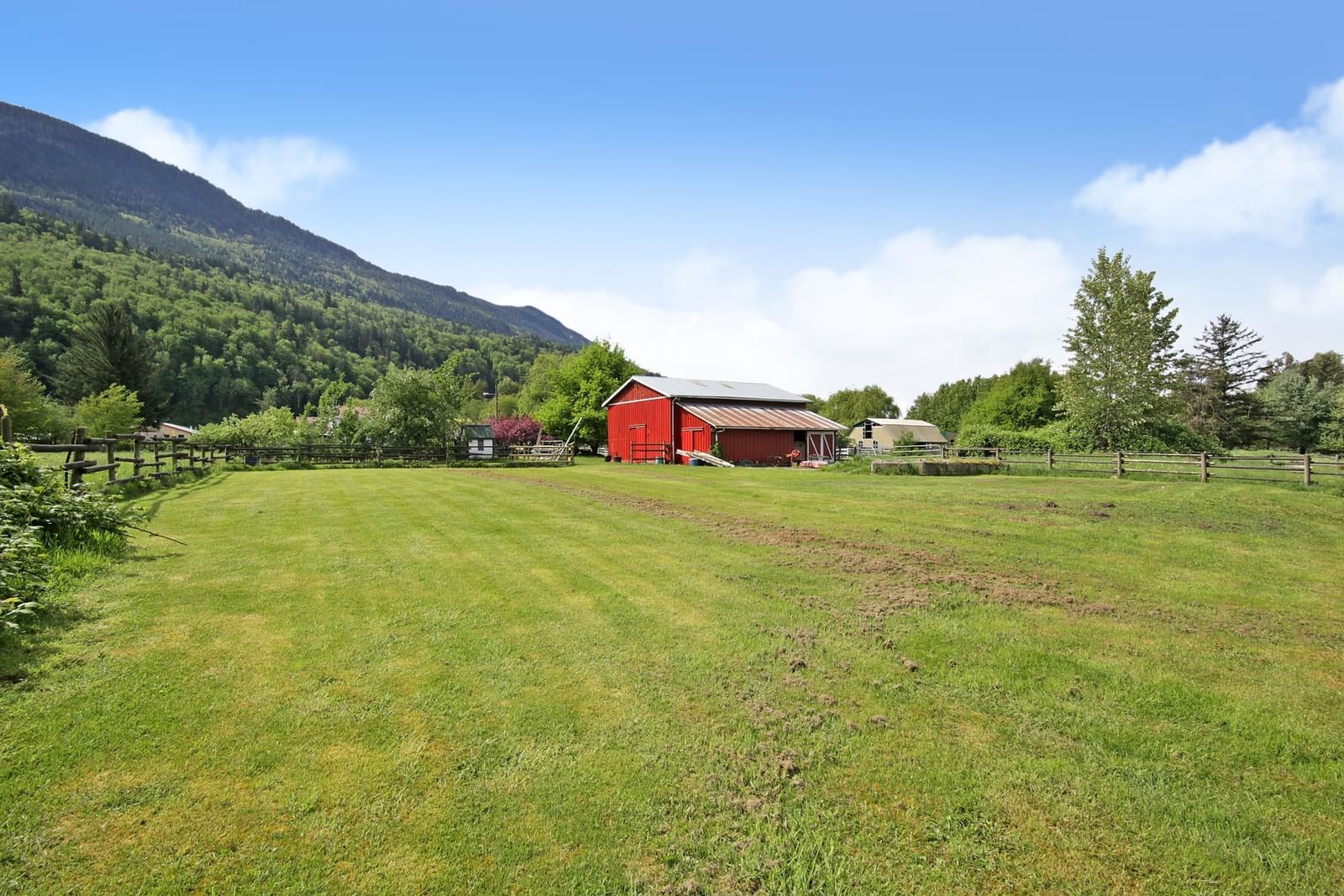 Listing Image 18