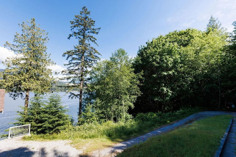 6106 Poise Island Drive, Sechelt, V0N 3A5 | Image 3