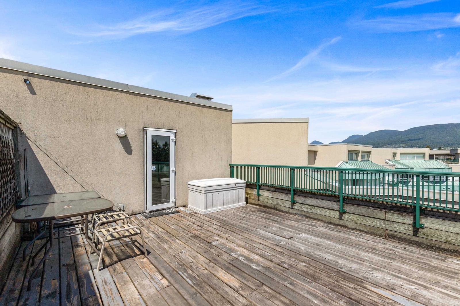 Listing Image 28