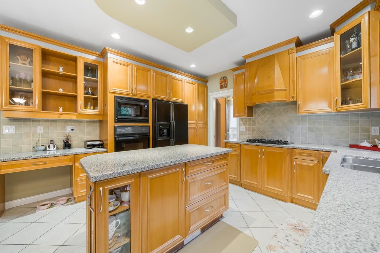 Listing Image 6