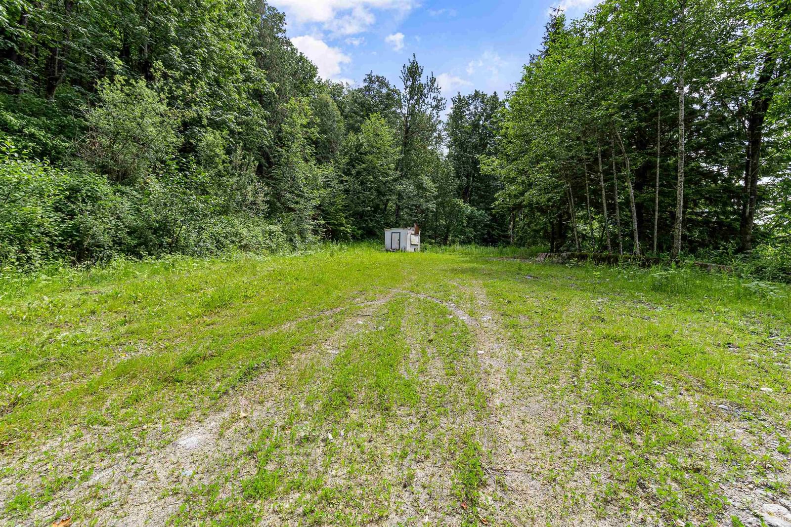 Listing Image 22