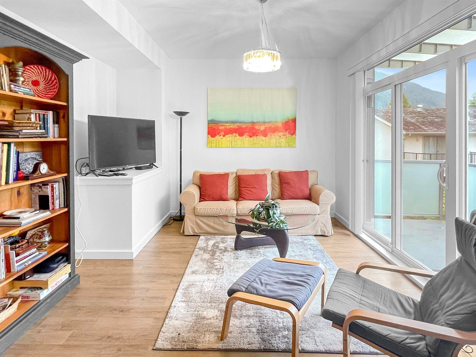 Listing Image 10