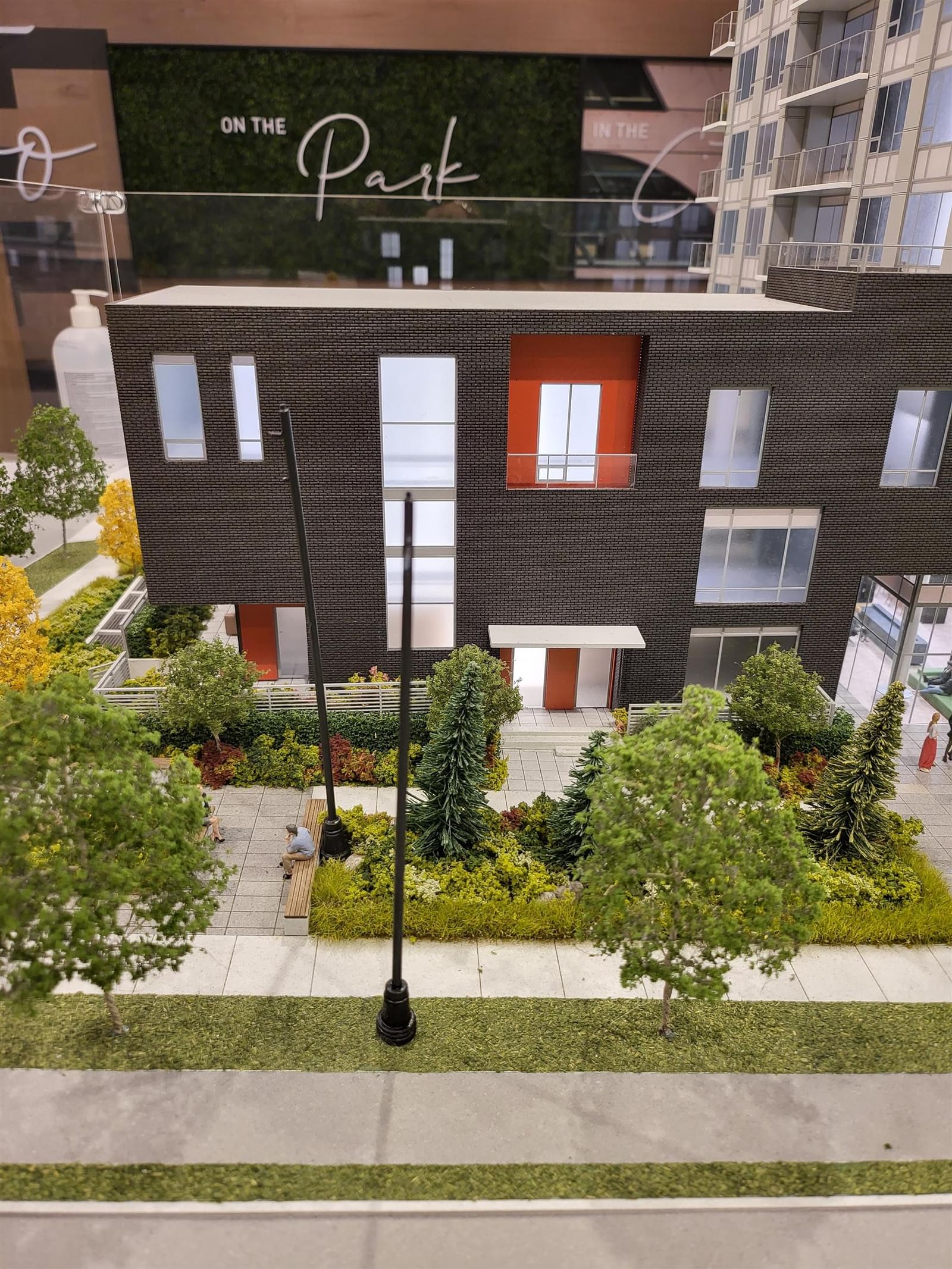 Listing Image 5
