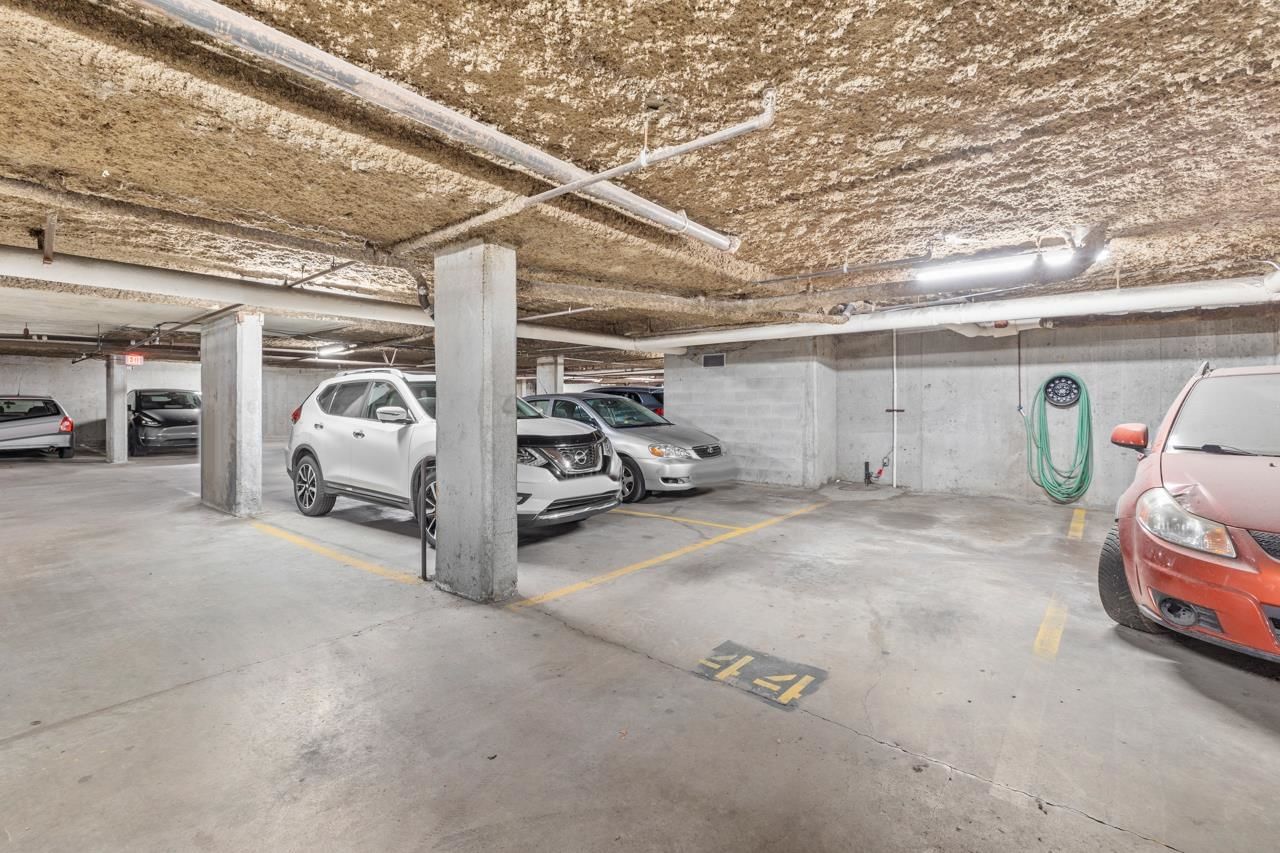 Listing Image 25