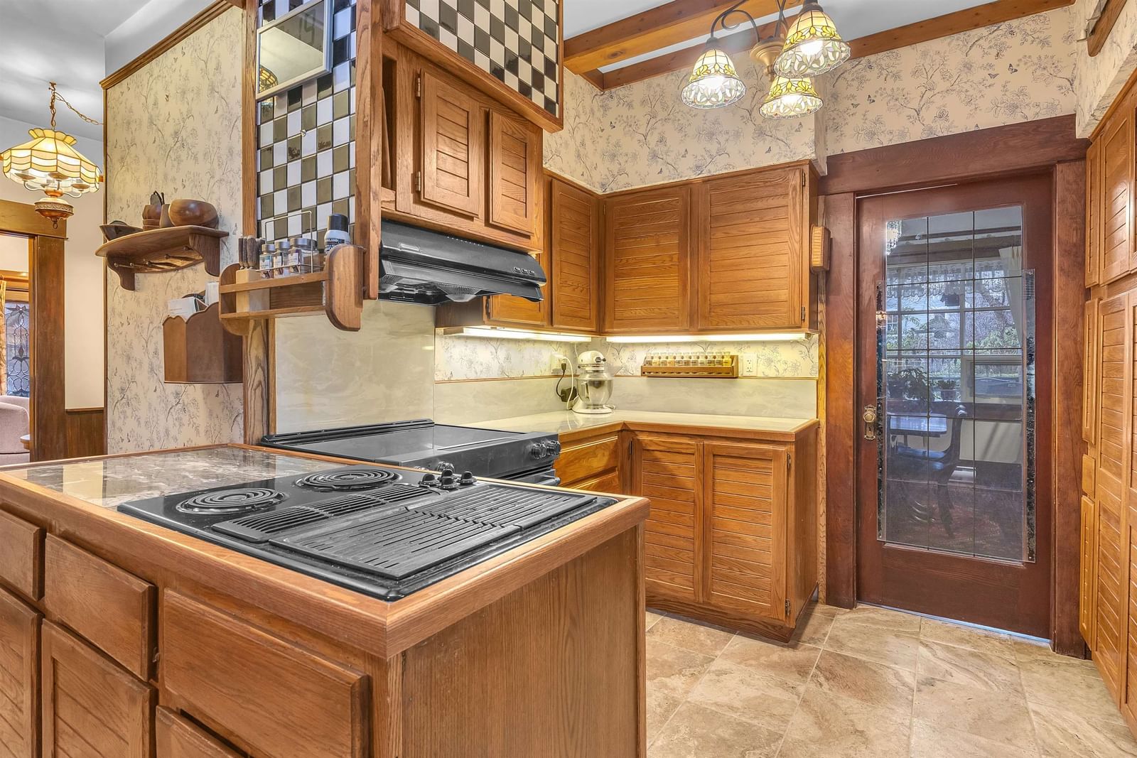 Listing Image 12