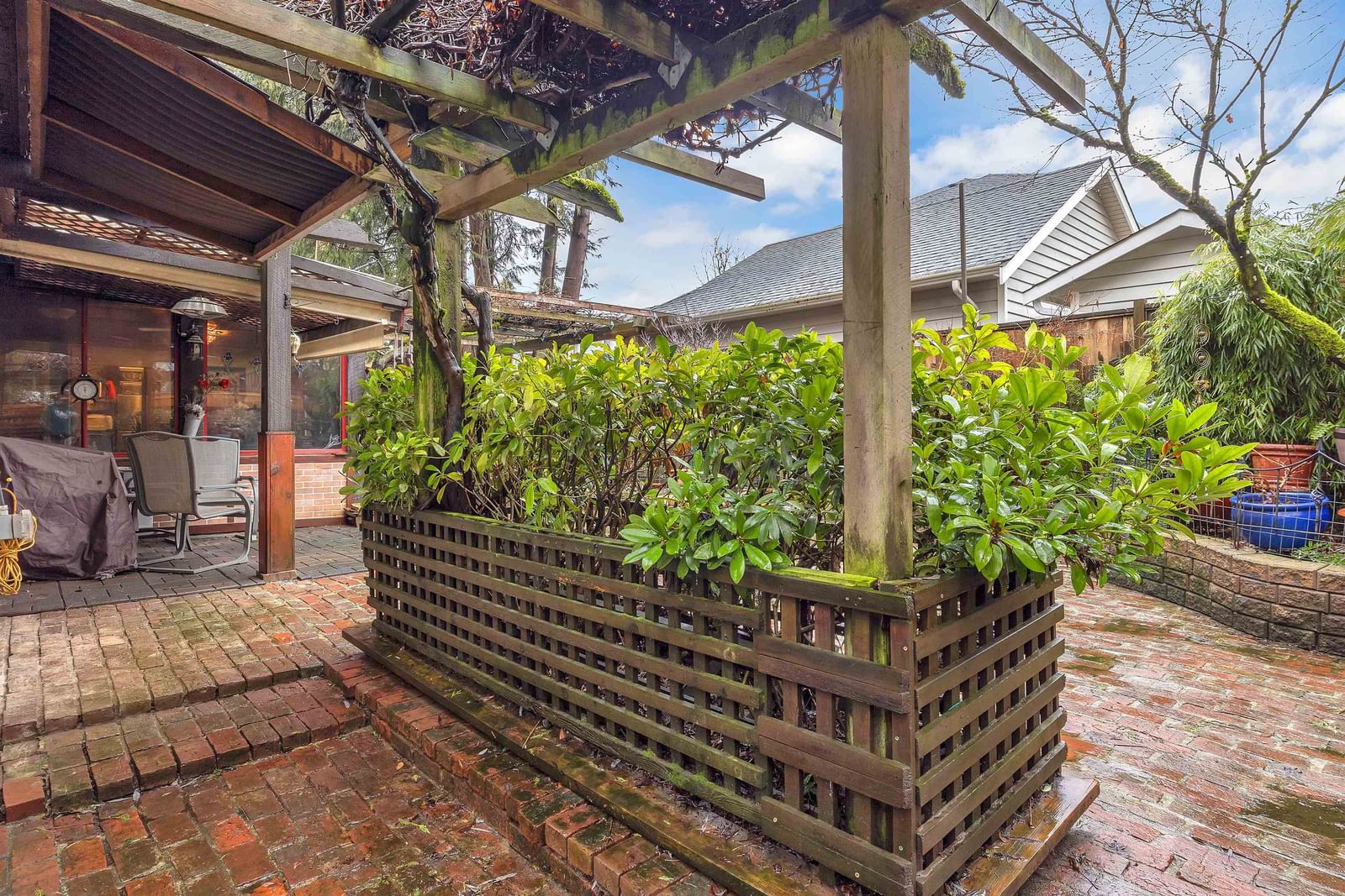 Listing Image 19