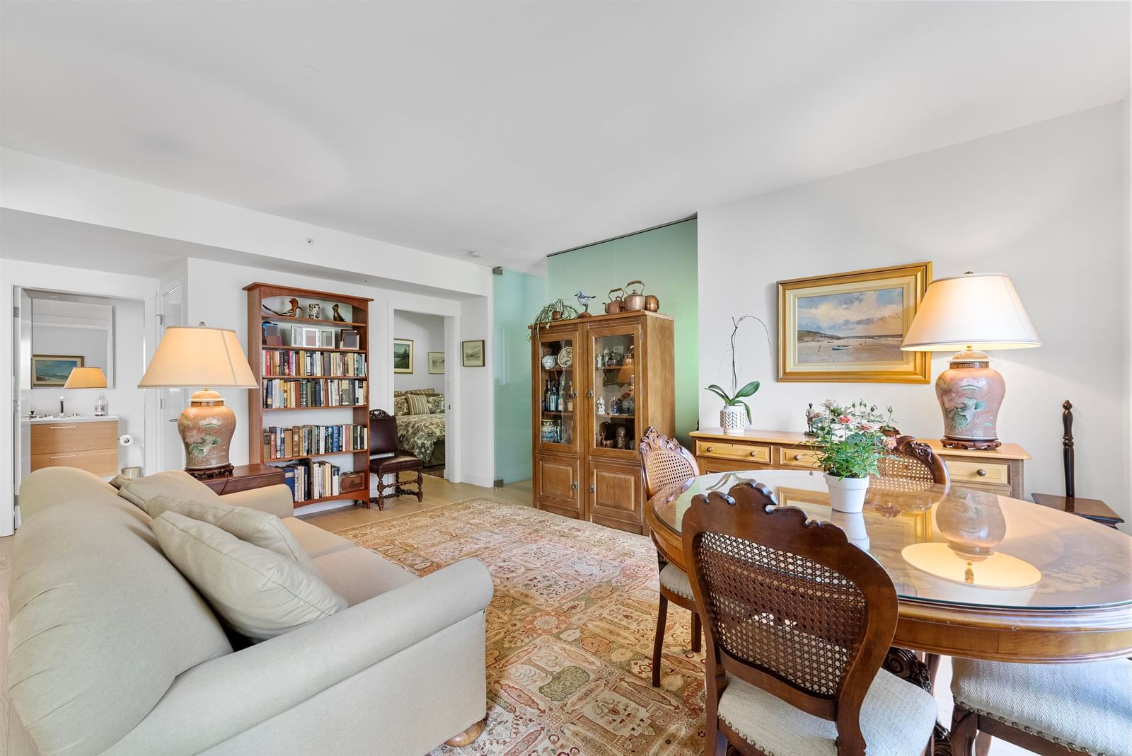 Listing Image 15