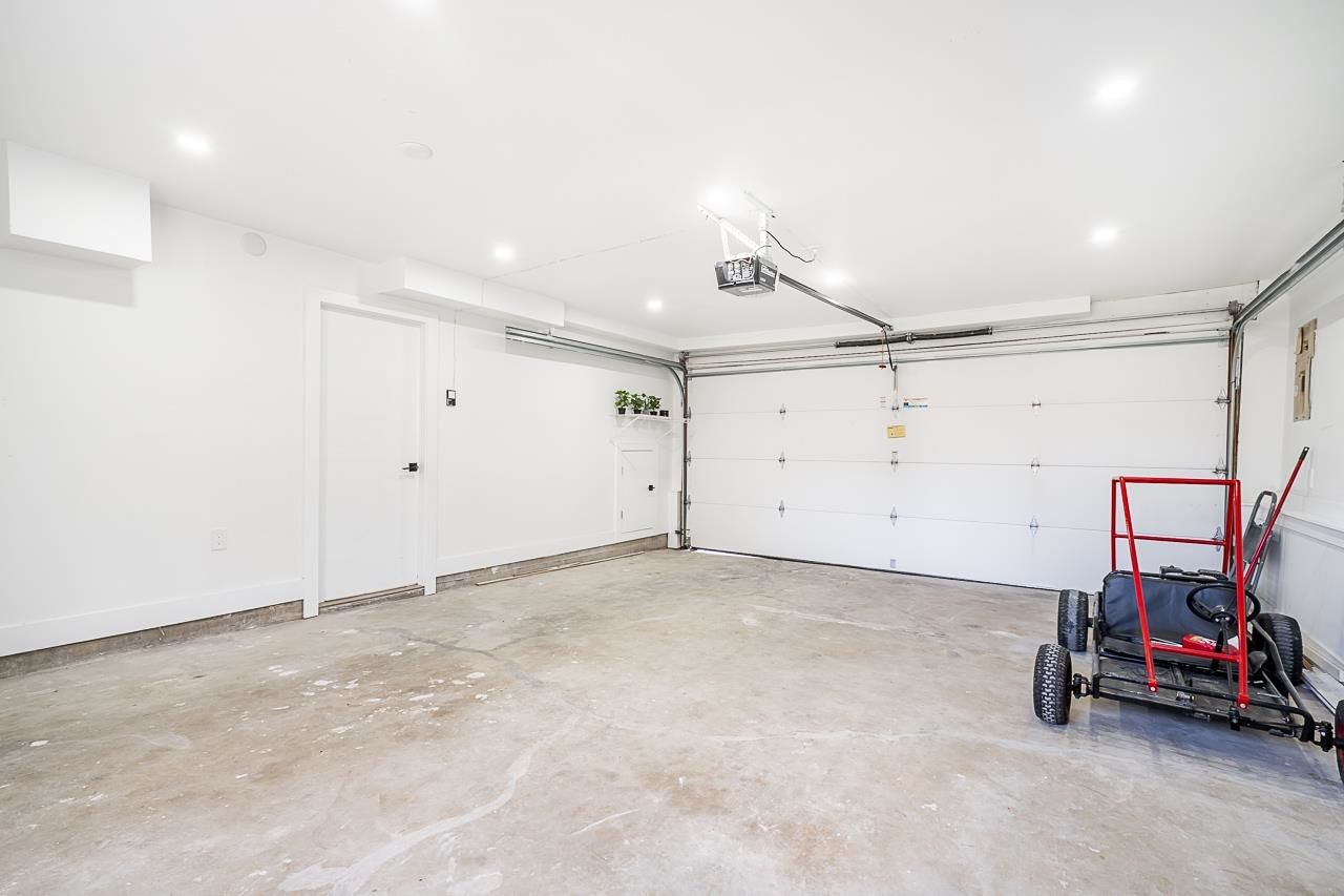 Listing Image 24