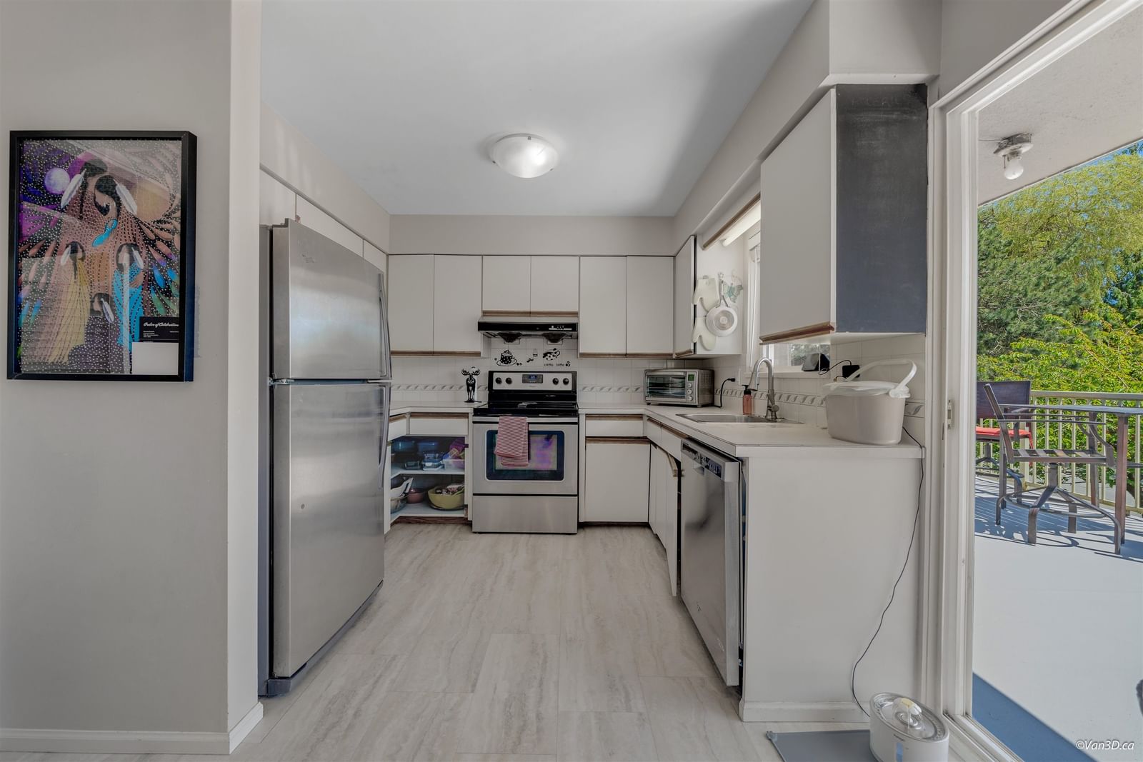 Listing Image 10