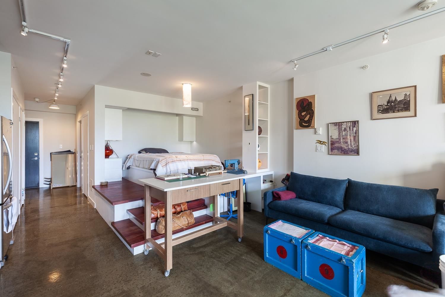 Listing Image 14