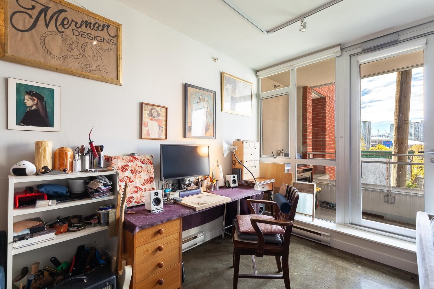 Listing Image 9