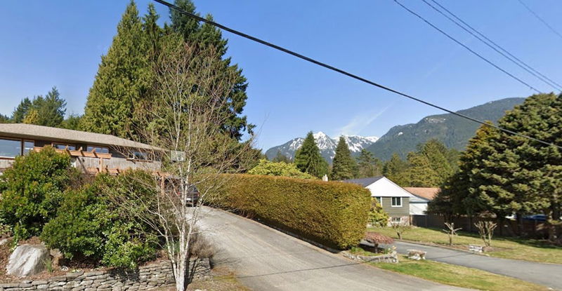 75 Glengarry Crescent, West Vancouver, British Columbia (MLS R2895677)