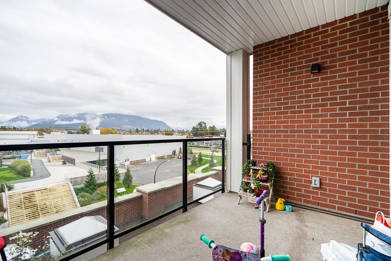 Listing Image 19