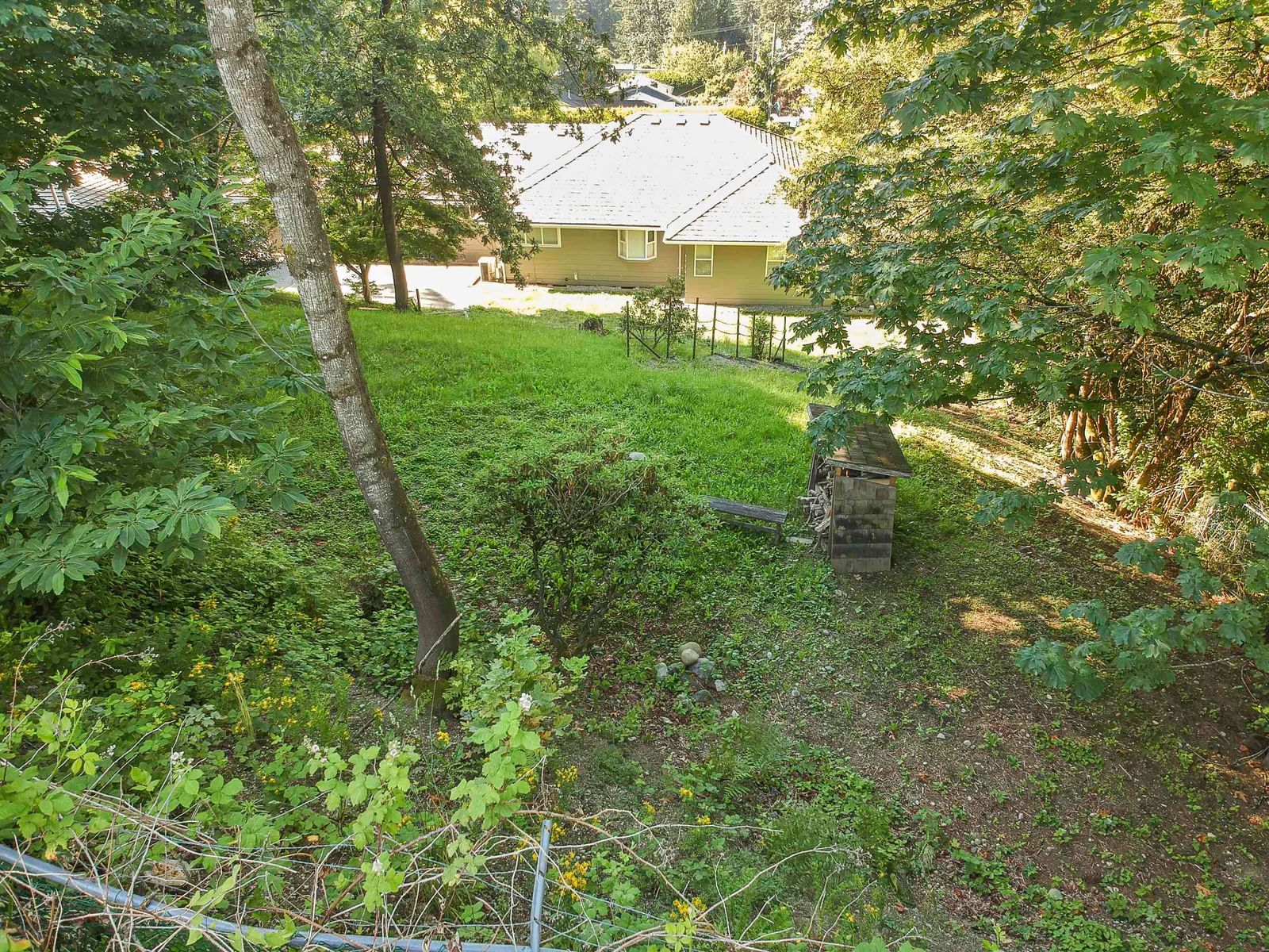 Listing Image 9