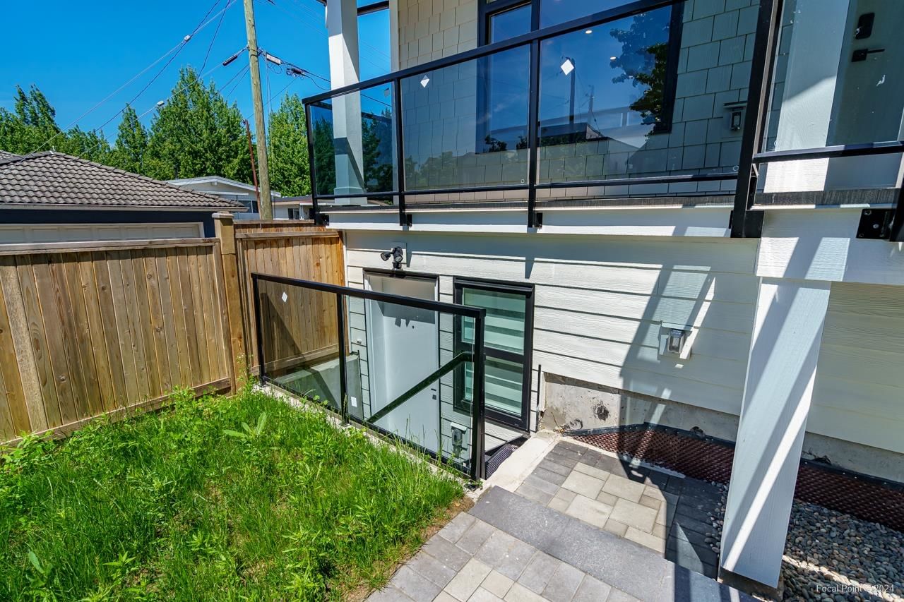 Listing Image 22