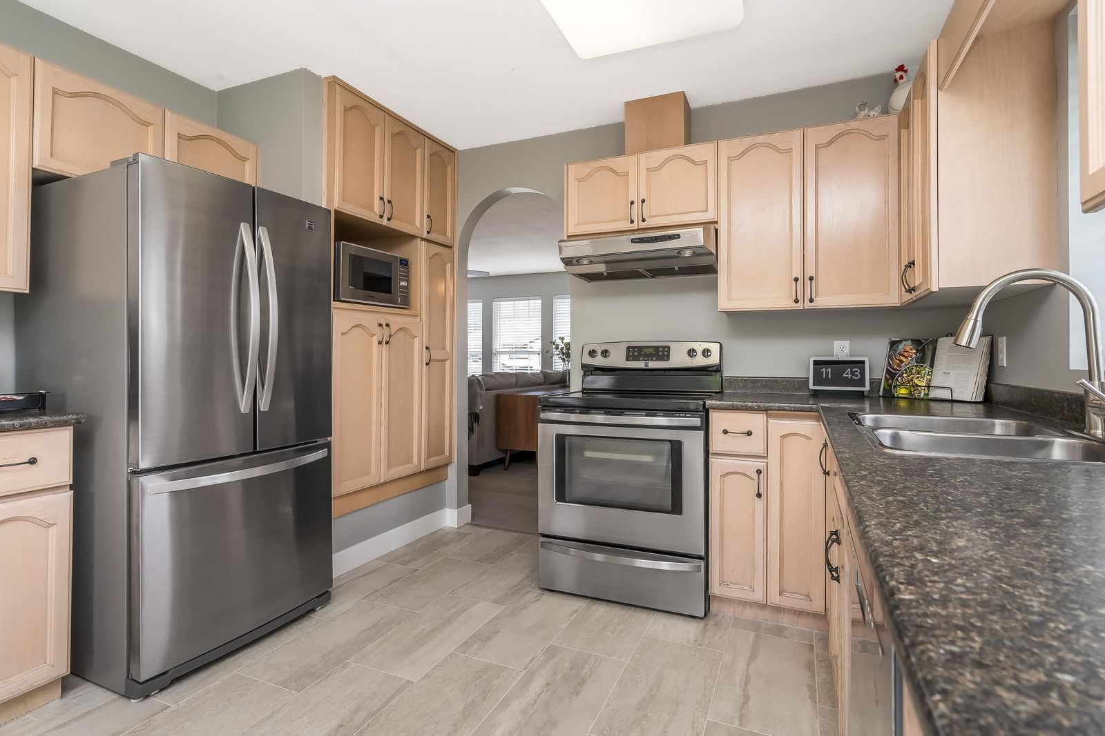 Listing Image 19